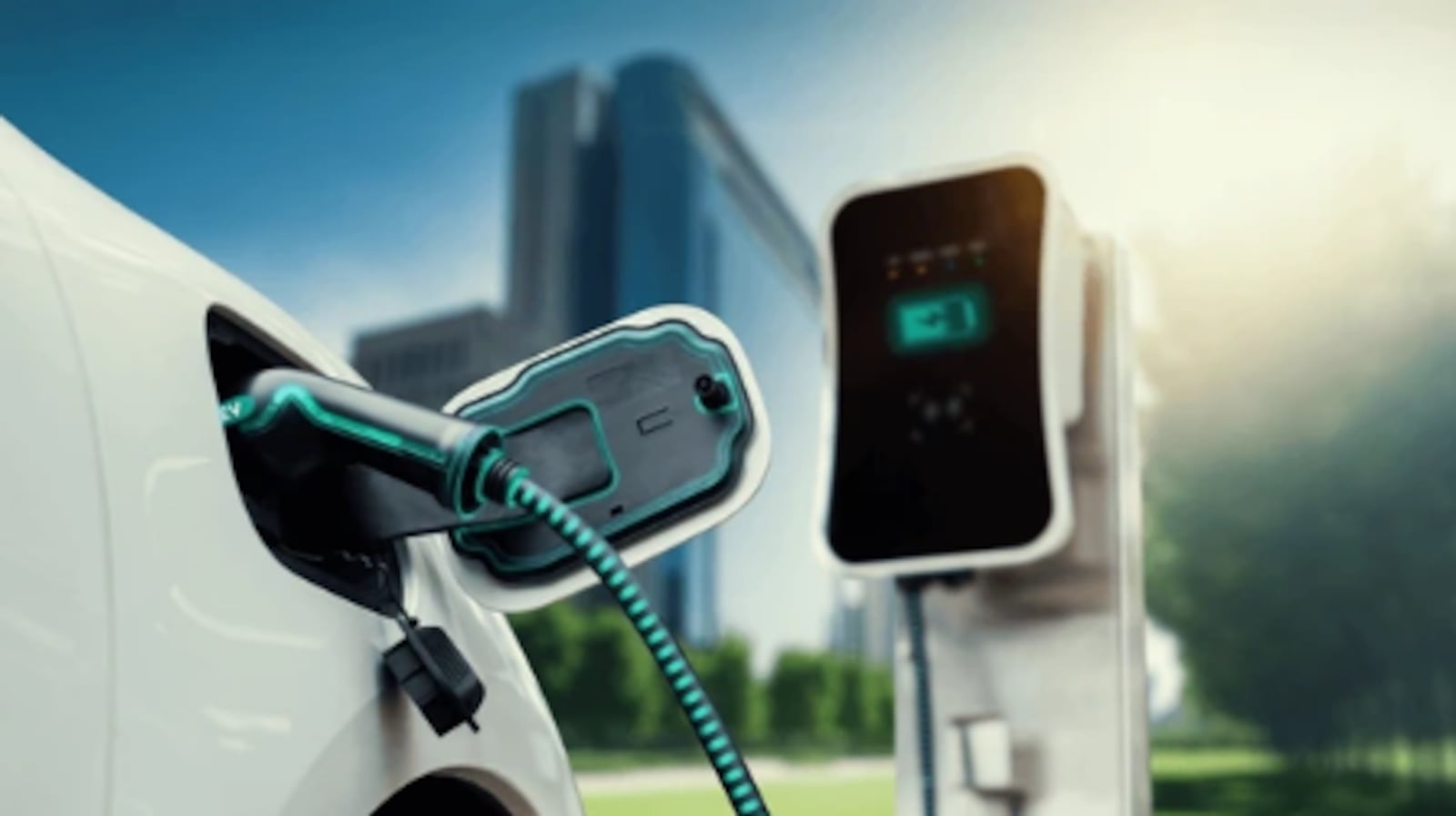  Venta de autos híbridos y eléctricos aceleran 70.2% en México